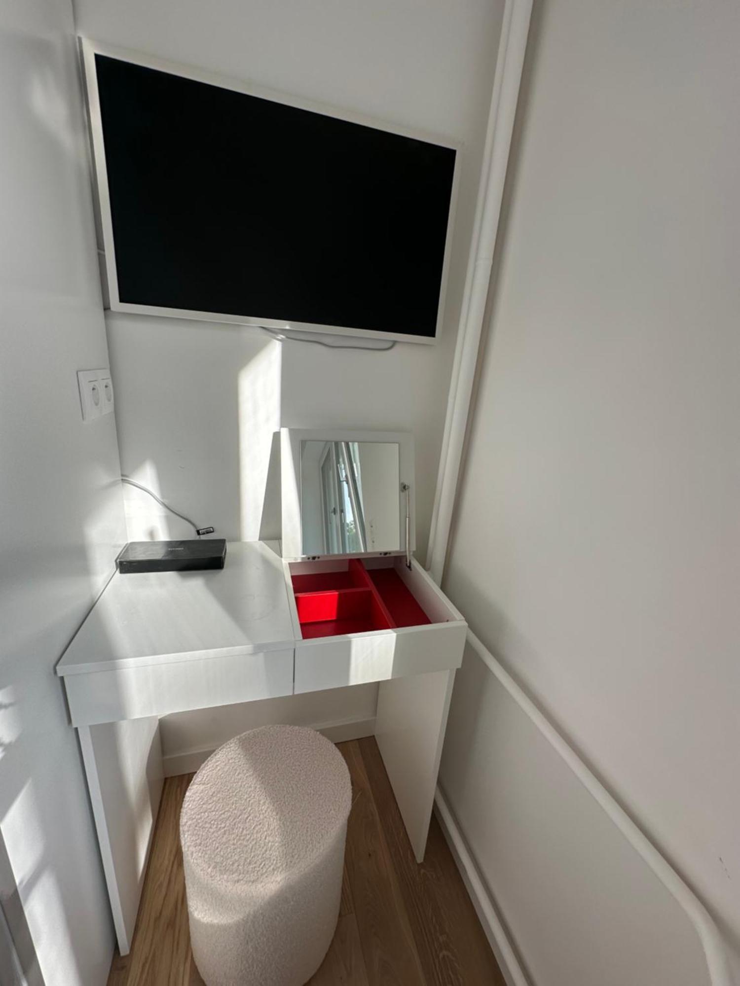 Apartment Zolifornia *